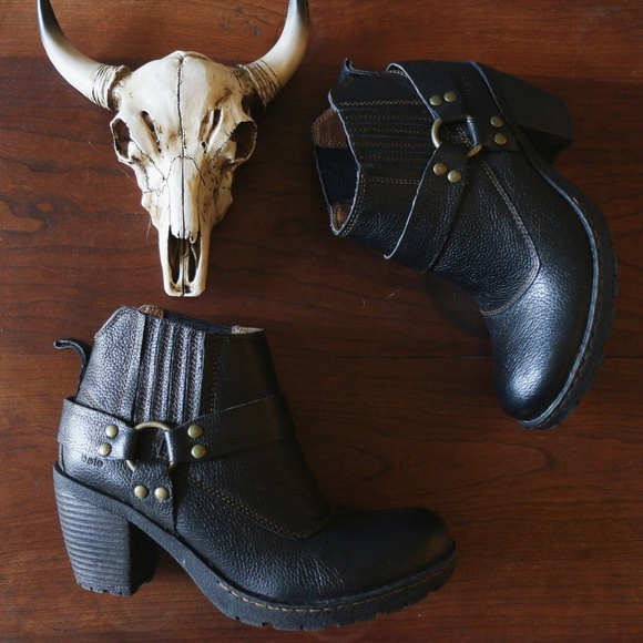 6 Black Born Pebbled Leather Ankle Boots